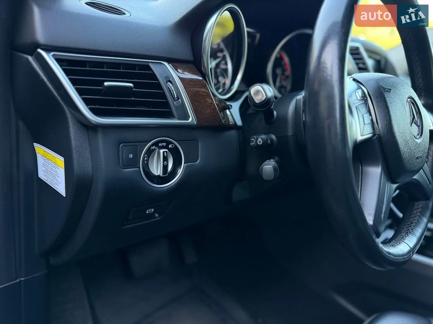 2012 Mercedes-Benz M-klasse - мініатюра 48