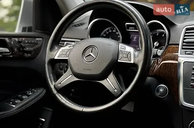 Mercedes-Benz M-Class 2014