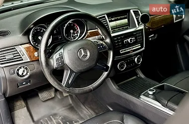 Mercedes-Benz M-Class 2014