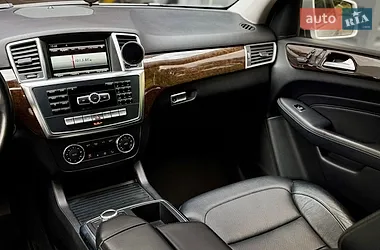 Mercedes-Benz M-Class 2014