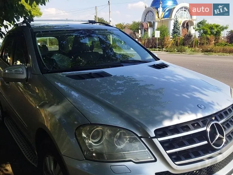 Mercedes-Benz M-Class 2008