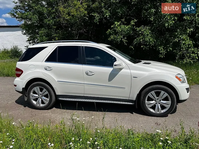 Mercedes-Benz M-Class