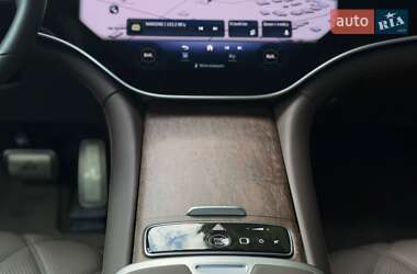 Внедорожник / Кроссовер Mercedes-Benz Maybach EQS SUV 2024 в  фото 46 Внедорожник / Кроссовер Mercedes-Benz Maybach EQS SUV 2024 в