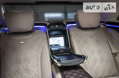 Седан Mercedes-Benz Maybach 2018 в 