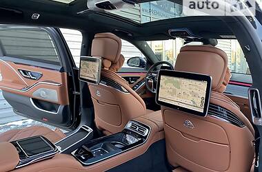 Седан Mercedes-Benz Maybach 2021 в 