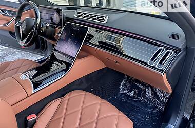 Седан Mercedes-Benz Maybach 2021 в 