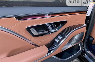 Седан Mercedes-Benz Maybach 2021 в 