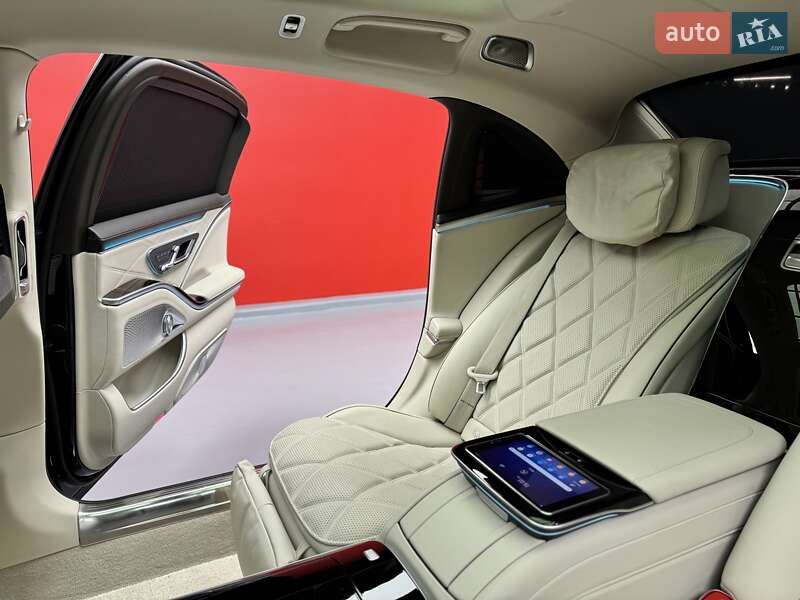 Седан Mercedes-Benz Maybach 2022 в Киеве
