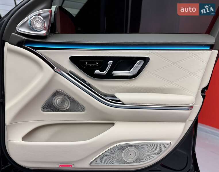 Седан Mercedes-Benz Maybach 2022 в Киеве
