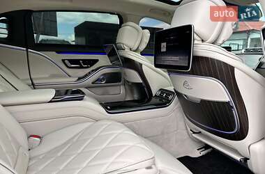 Седан Mercedes-Benz Maybach 2021 в 