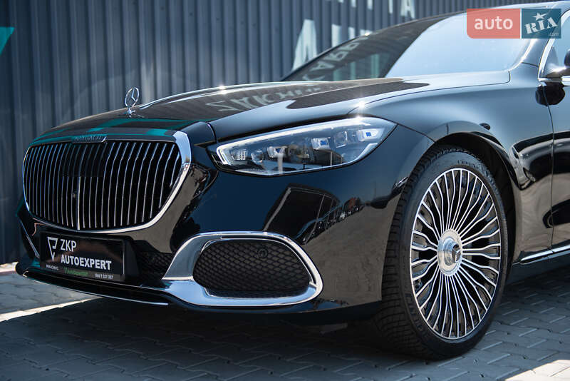 Седан Mercedes-Benz Maybach 2022 в Мукачево