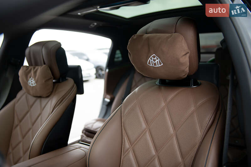 Седан Mercedes-Benz Maybach 2022 в Мукачево