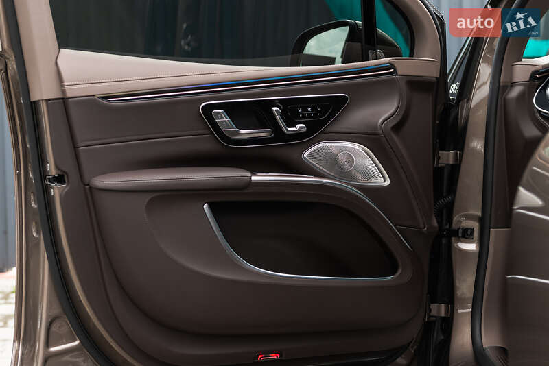 Внедорожник / Кроссовер Mercedes-Benz Maybach 2024 в Мукачево