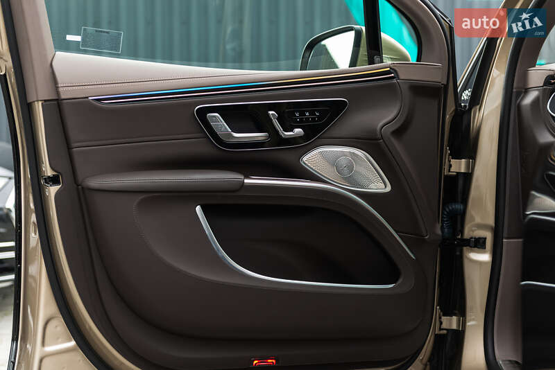 Позашляховик / Кросовер Mercedes-Benz Maybach 2023 в Мукачевому