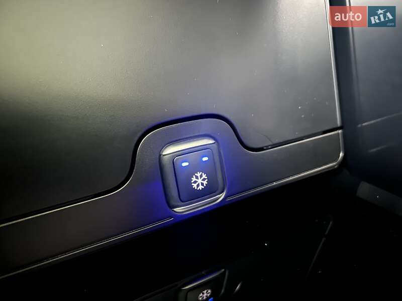 Внедорожник / Кроссовер Mercedes-Benz Maybach 2021 в Киеве