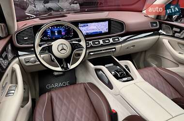 Внедорожник / Кроссовер Mercedes-Benz Maybach 2024 в 