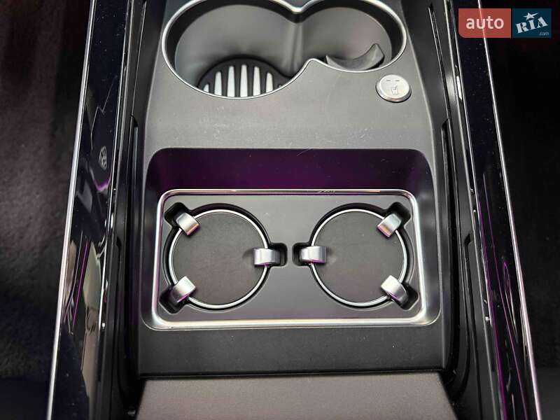 Седан Mercedes-Benz Maybach 2021 в Львові