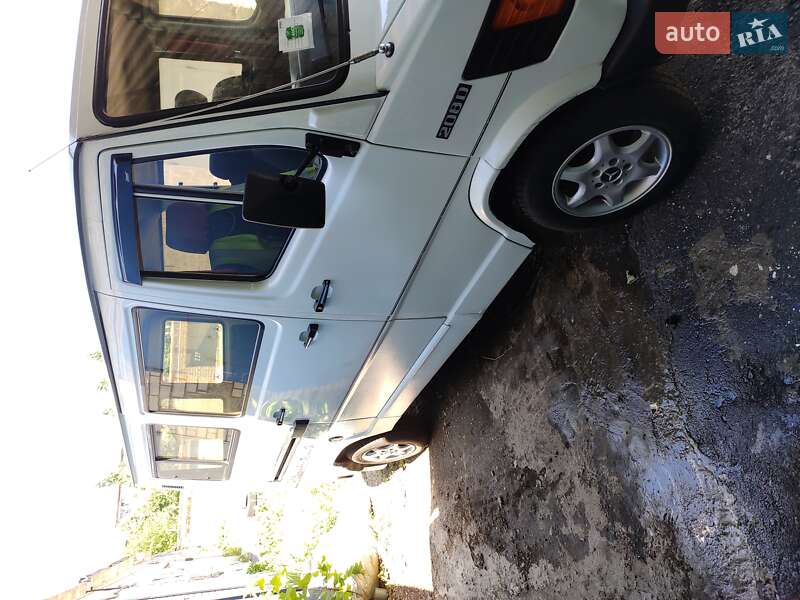 Минивэн Mercedes-Benz MB-Class 1990 в Харькове фото 2 Минивэн Mercedes-Benz MB-Class 1990 в Харькове