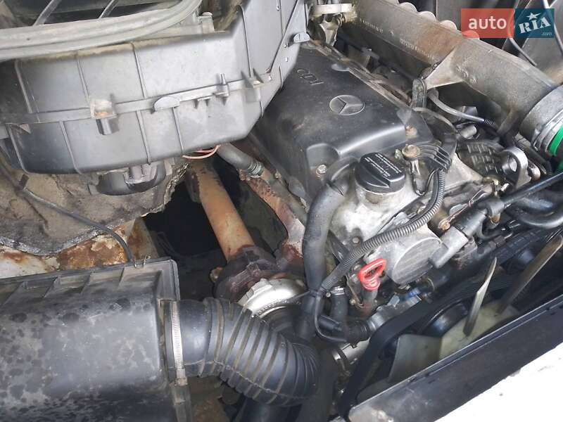 Універсал Mercedes-Benz MB-Class 2002 в Шацьку