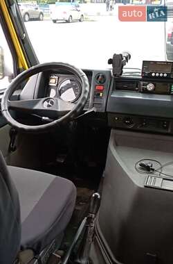 Минивэн Mercedes-Benz MB-Class 1989 в 