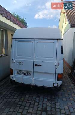 Грузовой фургон Mercedes-Benz MB-Class 1994 в 