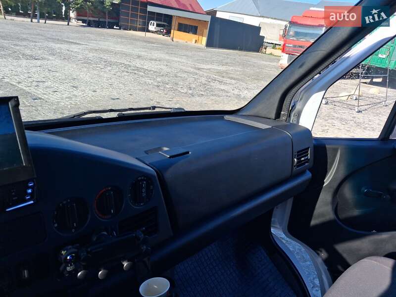 Минивэн Mercedes-Benz MB-Class 1998 в Черновцах фото 15 Минивэн Mercedes-Benz MB-Class 1998 в Черновцах