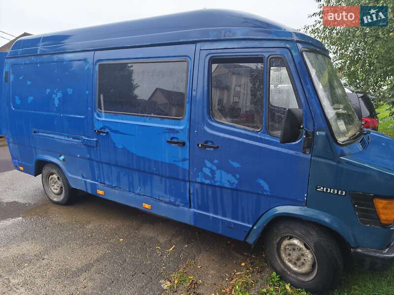 Мінівен Mercedes-Benz MB-Class 1994 в Кіцмані