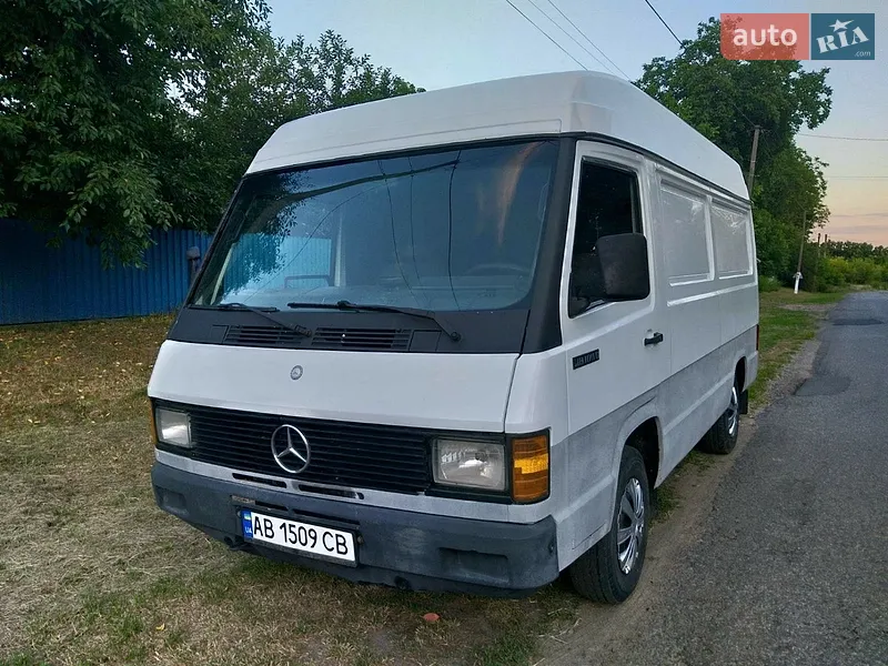 Mercedes-Benz MB-Class