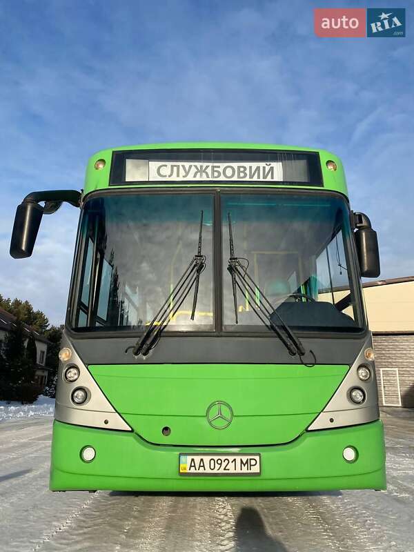 Міський автобус Mercedes-Benz MCV 2011 в Славуті