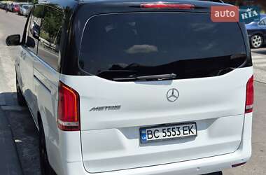 Минивэн Mercedes-Benz Metris 2015 в 