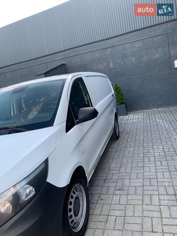 Вантажний фургон Mercedes-Benz Metris 2016 в Тернополі фото 3 Вантажний фургон Mercedes-Benz Metris 2016 в Тернополі