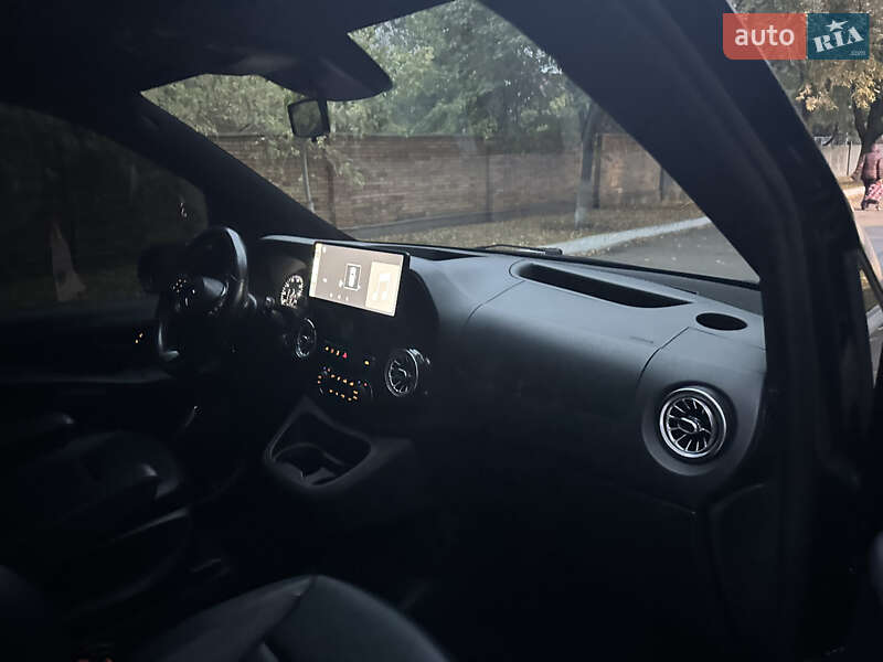 Минивэн Mercedes-Benz Metris 2018 в Днепре