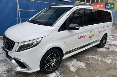Мінівен Mercedes-Benz Metris 2016 в Вінниці