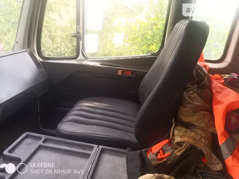 Самосвал Mercedes-Benz MK-Series 1995 в Борисполе