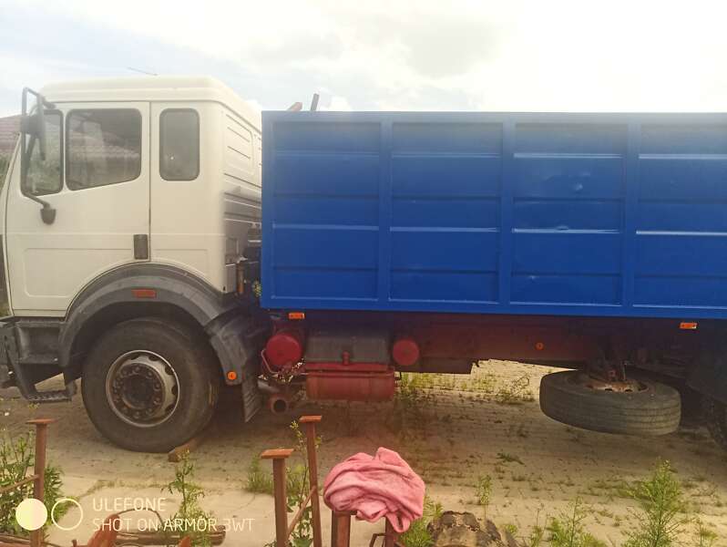 Самосвал Mercedes-Benz MK-Series 1995 в Борисполе