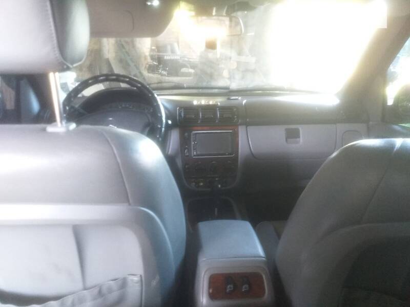 Mercedes-Benz ML 270