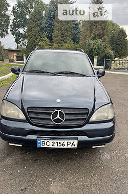Хэтчбек Mercedes-Benz ML 270 2000 в Дрогобыче
