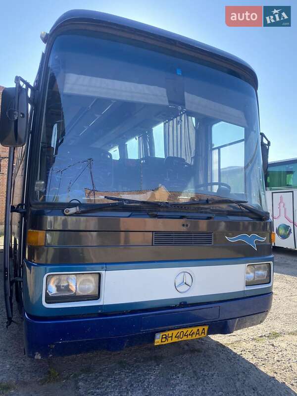Туристический / Междугородний автобус Mercedes-Benz O 303 1988 в Ананьеве