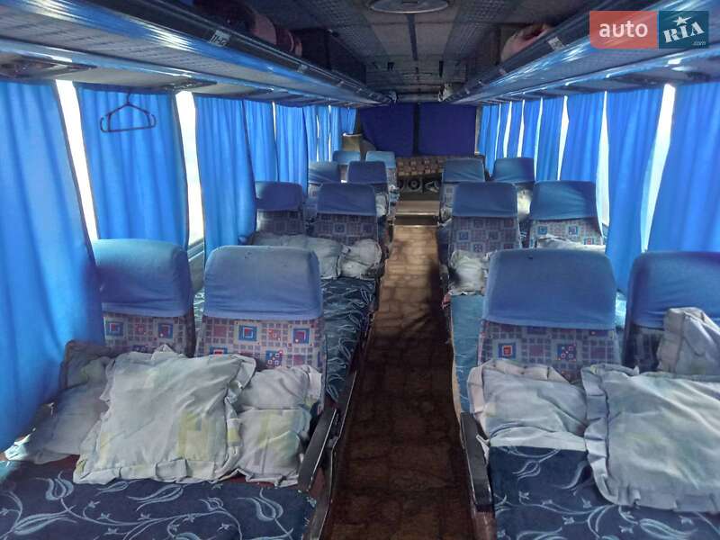 Туристичний / Міжміський автобус Mercedes-Benz O 303 1993 в Дніпрі