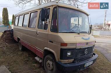 Микроавтобус Mercedes-Benz O 309 1983 в Борщеве