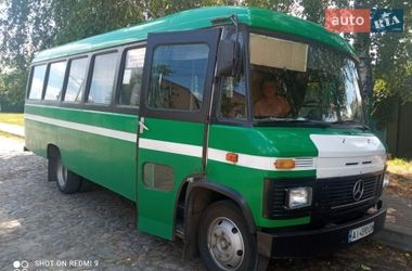 Пригородный автобус Mercedes-Benz O 309 1986 в Косове