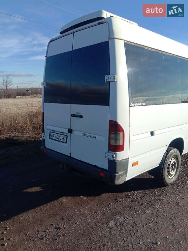 Мікроавтобус Mercedes-Benz O 403 2003 в Валках