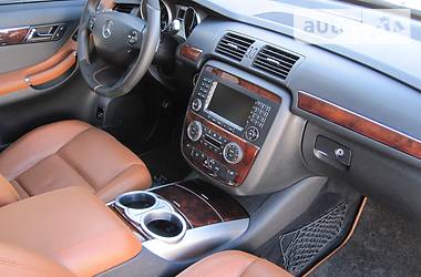 Минивэн Mercedes-Benz R-Class 2008 в 