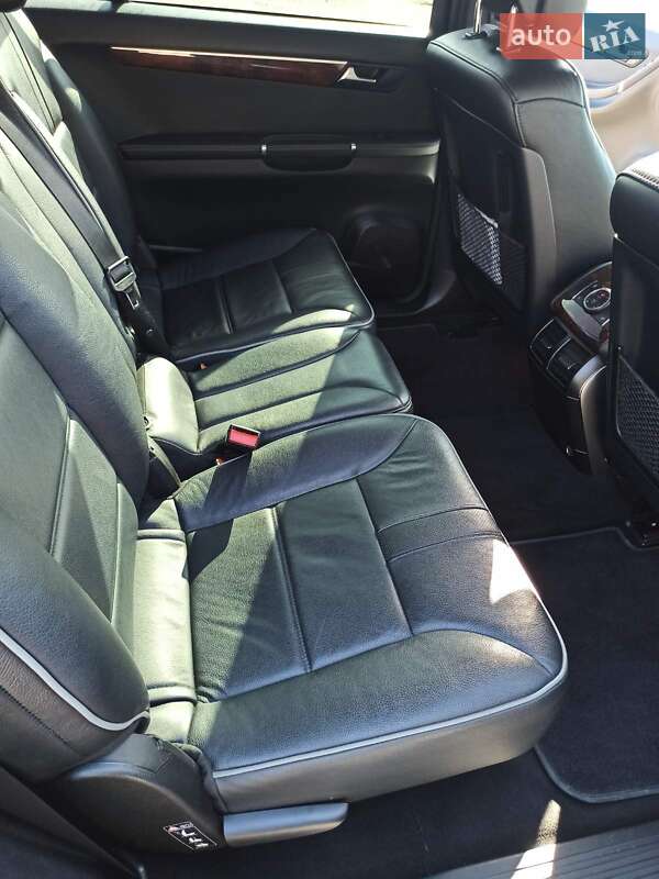 Универсал Mercedes-Benz R-Class 2011 в Костополе