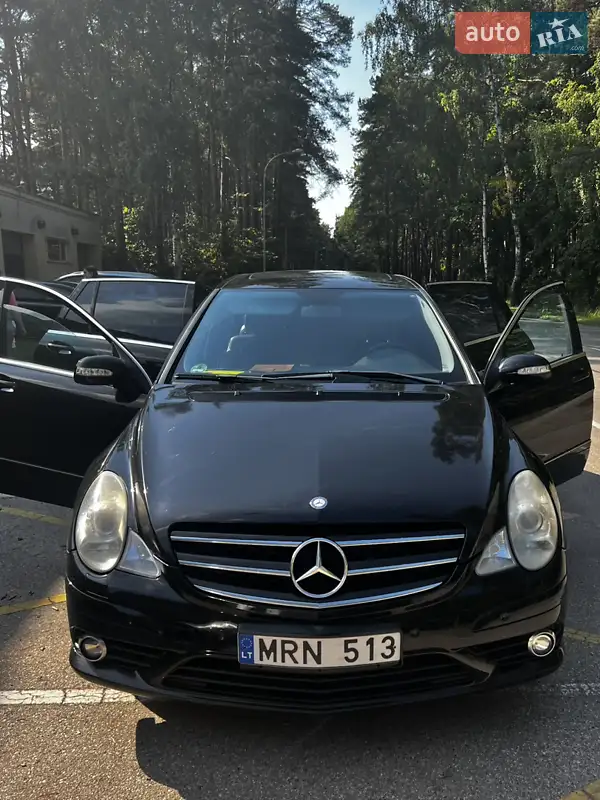 Mercedes-Benz R-Class