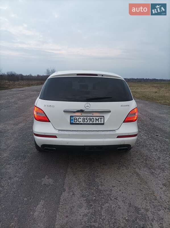 Универсал Mercedes-Benz R-Class 2011 в Старой Выжевке