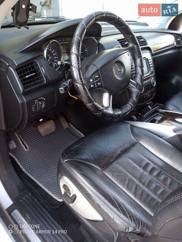 Универсал Mercedes-Benz R-Class 2008 в Новоднестровске