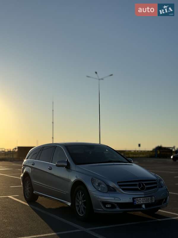 Универсал Mercedes-Benz R-Class 2005 в Яворове