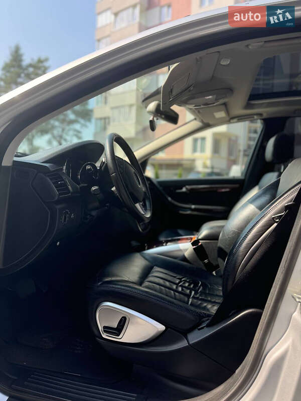 Универсал Mercedes-Benz R-Class 2005 в Яворове