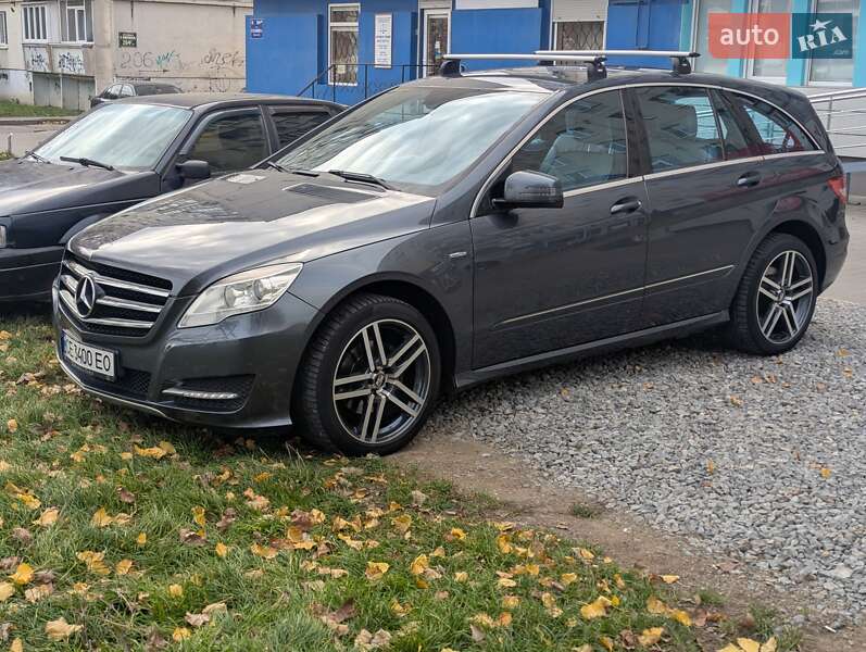 Mercedes-Benz R-Class 2011